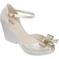 Lady Love Bow Frost Con