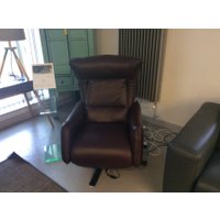 Matteo Electric Recliner Chair in Premium Italian 20JS leather