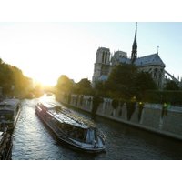 Bateaux Parisiens Dinner Cruises
