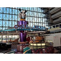 Chef Mickey Dinner and VIP Limousine Ride